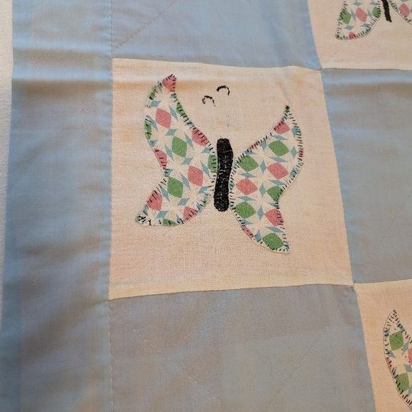 VINTAGE QUILT Butterfly Pastel Baby Blue Crib Nursery Embroidered Blanket - Picture 8 of 11